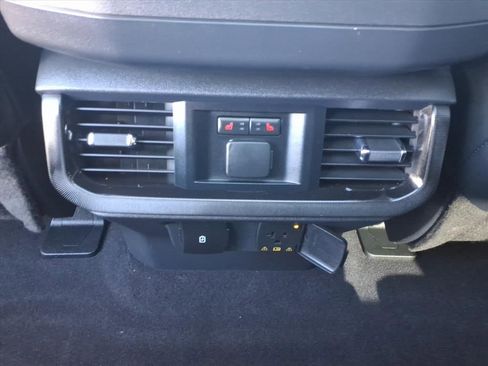 Certified 2023 Ford F150 Lightning Platinum image 18