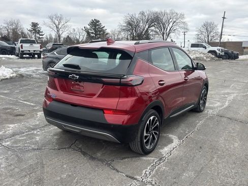Used 2023 Chevrolet Bolt EUV Premier image 5