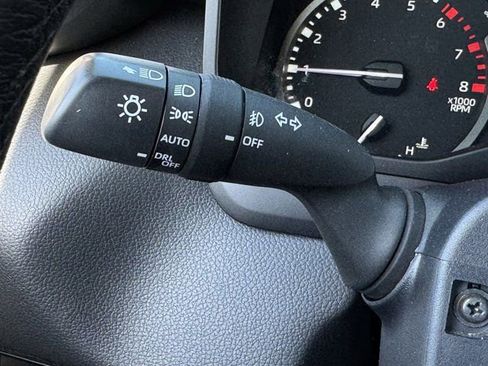 Used 2022 Toyota Tundra Limited image 26