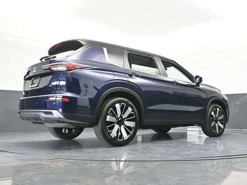 New 2026 Mitsubishi Outlander SE image 61