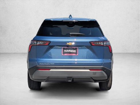 New 2026 Chevrolet Equinox LT w/ Safety and Technology Package AWD/4WD image 8