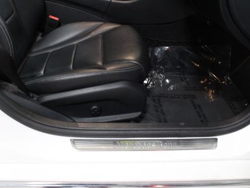 Used 2019 Mercedes-Benz C 300 4MATIC Sedan image 24