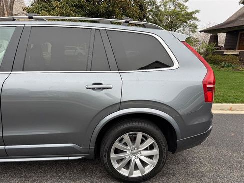 Used 2016 Volvo XC90 T6 Momentum AWD/4WD image 12