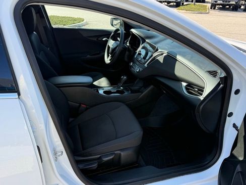 Used 2020 Chevrolet Malibu LS FWD image 15
