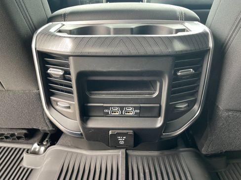 New 2026 RAM 2500 Big Horn AWD/4WD image 14