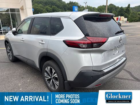 Used 2023 Nissan Rogue SV AWD/4WD image 5