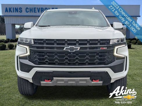 Used 2023 Chevrolet Tahoe Z71 w/ Luxury Package AWD/4WD image 10