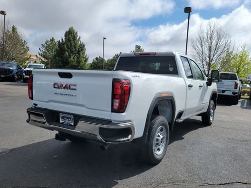 New 2026 GMC Sierra 2500 Pro AWD/4WD image 3