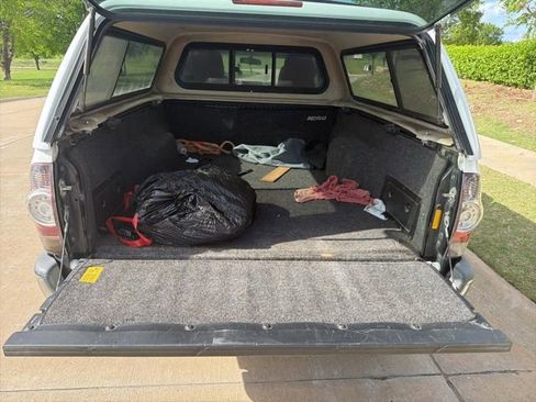 Used 2014 Toyota Tacoma 4x4 Access Cab w/ SR5 Package image 6