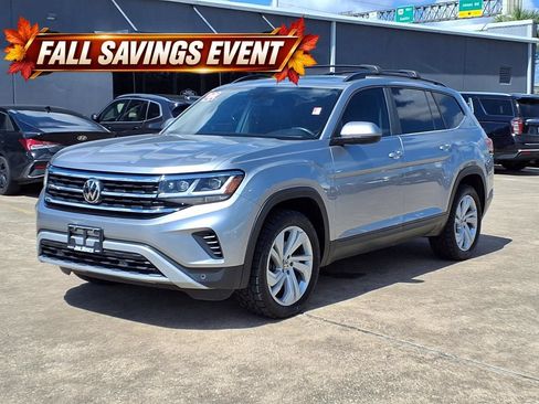 Used 2022 Volkswagen Atlas SE AWD/4WD image 3