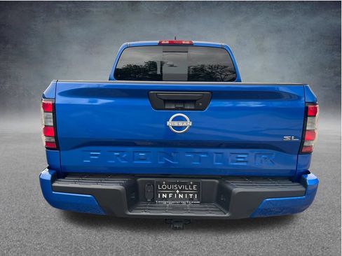Used 2024 Nissan Frontier SL RWD image 7