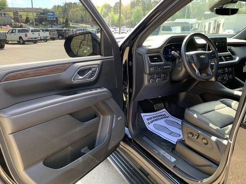 Used 2022 Chevrolet Tahoe High Country w/ Max Trailering Package image 16