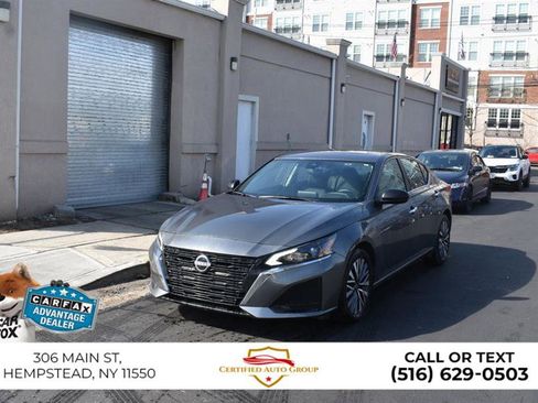 Used 2023 Jeep Wrangler Sport image 34