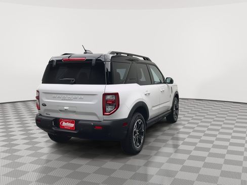 Used 2025 Ford Bronco Sport Outer Banks image 41