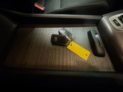 Used 2017 Honda Ridgeline Sport image 37