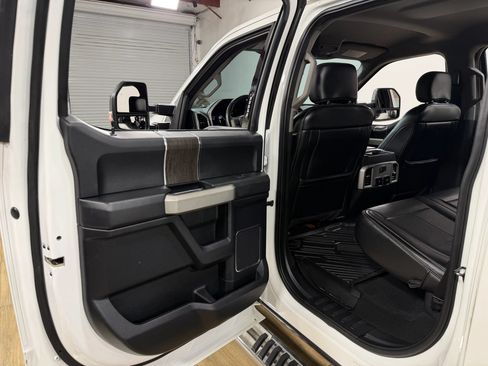 Used 2020 Ford F350 Lariat w/ Lariat Ultimate Package AWD/4WD image 15