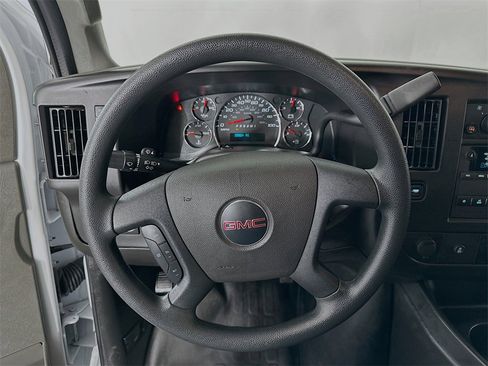 Used 2023 GMC Savana 2500 w/ Driver Convenience Package image 12