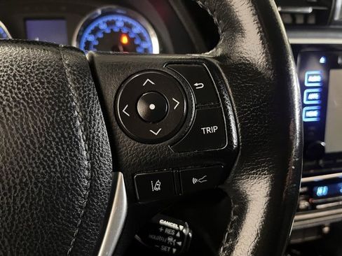 Used 2017 Toyota Corolla SE image 26