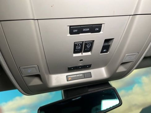 Used 2017 GMC Sierra 1500 SLT AWD/4WD image 49