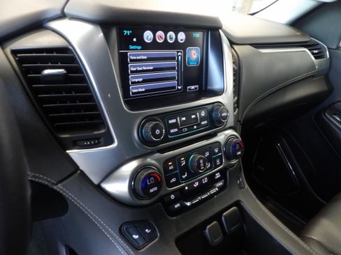 Used 2018 Chevrolet Tahoe LT AWD/4WD image 11