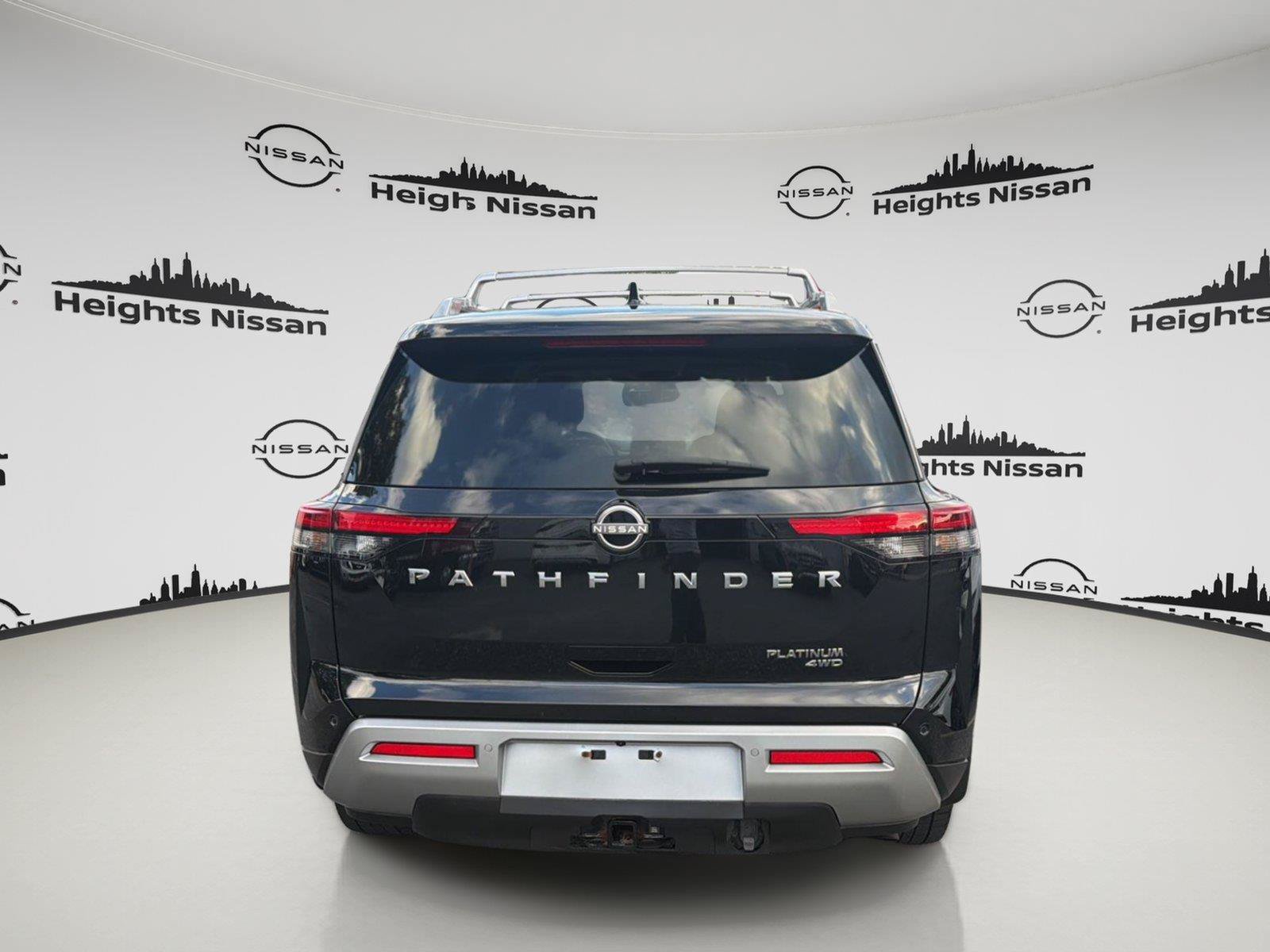 Used 2024 Nissan Pathfinder Platinum AWD/4WD image 4