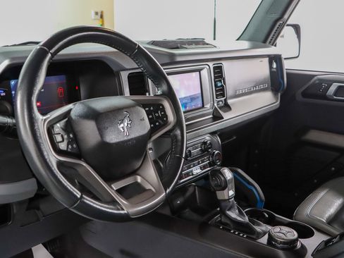 Used 2023 Ford Bronco Black Diamond AWD/4WD image 22