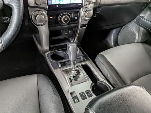 Certified 2022 Toyota 4Runner SR5 Premium image 32