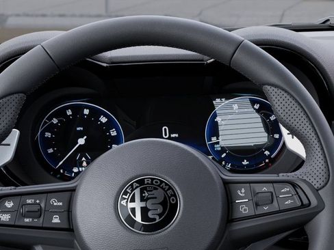 New 2025 Alfa Romeo Tonale w/ Premium Package AWD/4WD image 18