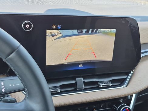 Certified 2025 Chevrolet Equinox ACTIV AWD/4WD image 15