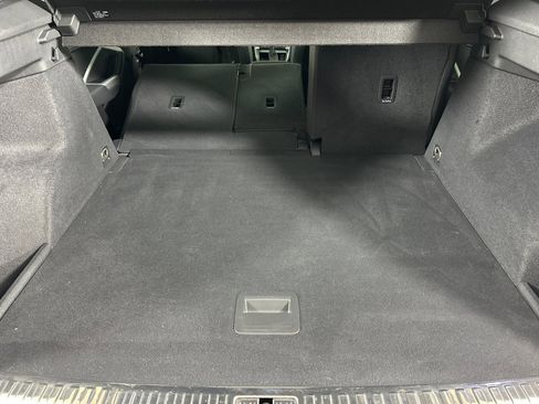 Used 2023 Audi Q3 2.0T Premium w/ 19" Wheel Package image 14