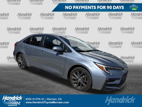 Used 2025 Toyota Corolla SE image 1