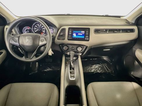 Used 2019 Honda HR-V LX image 28