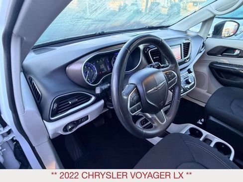 Certified 2022 Chrysler Voyager LX image 11