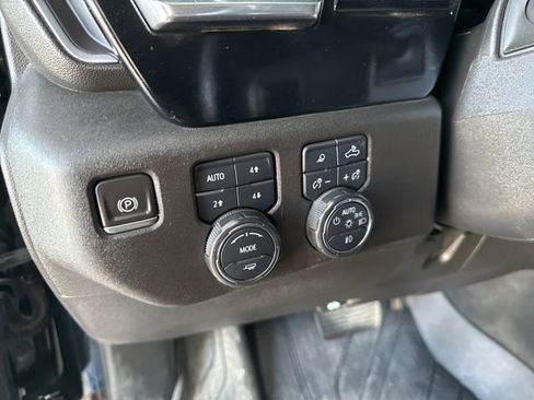 Used 2024 Chevrolet Silverado 3500 High Country image 16