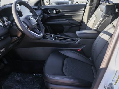 New 2026 Jeep Compass Latitude