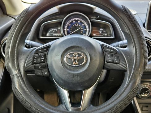 Used 2018 Toyota Yaris iA FWD image 17