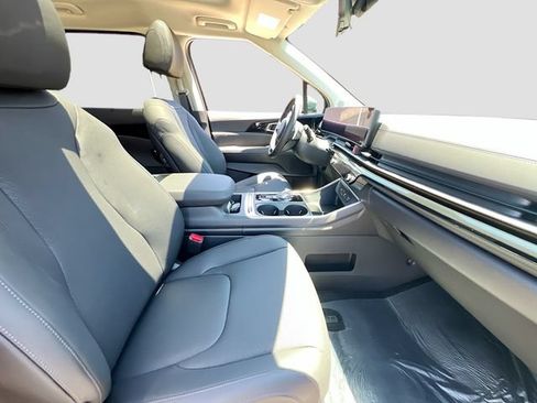 New 2026 Kia Carnival SX Prestige FWD image 31