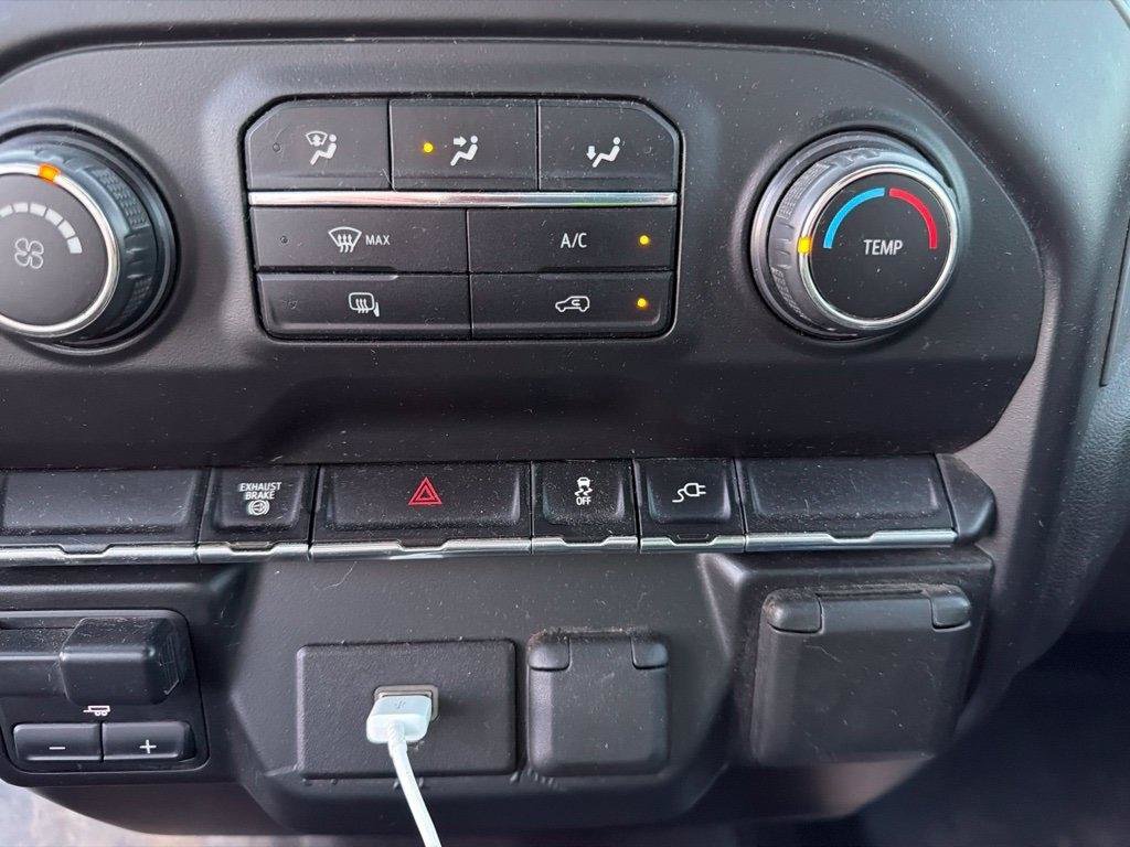Used 2020 Chevrolet Silverado 3500 W/T w/ WT Fleet Convenience Package AWD/4WD image 16