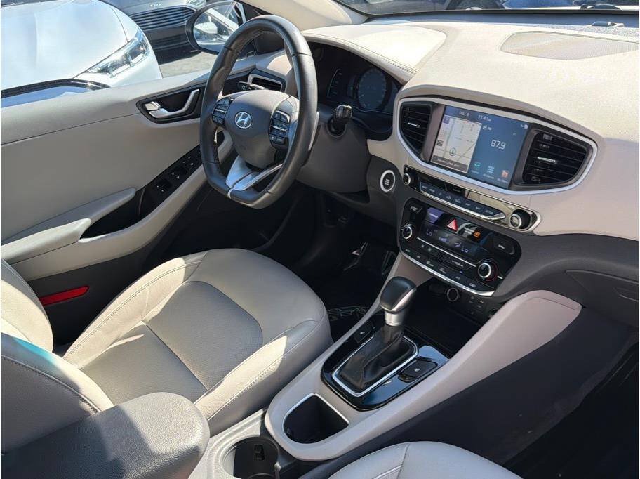 Used 2019 Hyundai Ioniq Limited w/ Ultimate Package 02 FWD image 6