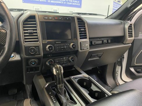 Used 2018 Ford F150 Raptor w/ Equipment Group 802A Luxury image 17