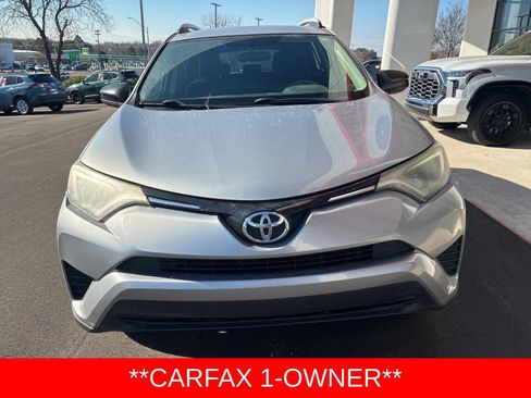 Used 2016 Toyota RAV4 LE image 1