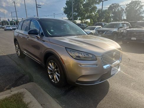 Used 2020 Lincoln Corsair FWD w/ Premium Package image 3