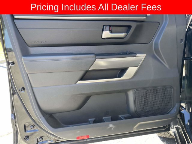 Used 2025 Toyota Tundra SR5 w/ SR5 Convenience Package AWD/4WD image 18