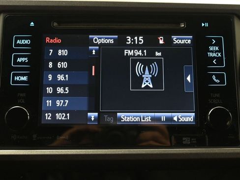 Certified 2017 Toyota Tacoma TRD Sport w/ Tow Package (A/T) image 18