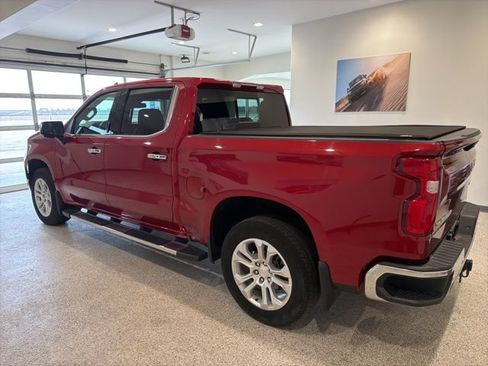 Used 2024 Chevrolet Silverado 1500 LTZ AWD/4WD image 4