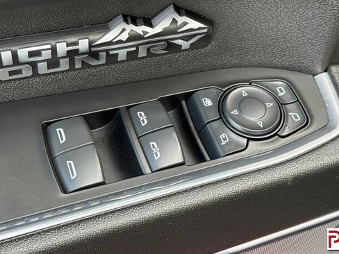 Used 2024 Chevrolet Silverado 1500 High Country AWD/4WD image 13