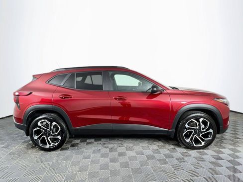 Used 2025 Chevrolet Trax RS w/ Driver Confidence Package FWD image 7