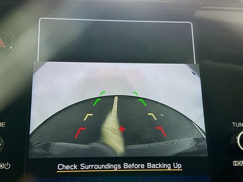 Used 2024 Subaru Crosstrek 2.0i Premium image 21