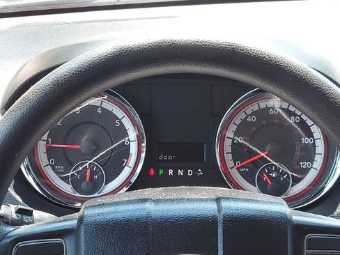 Used 2012 Dodge Grand Caravan SE FWD image 14