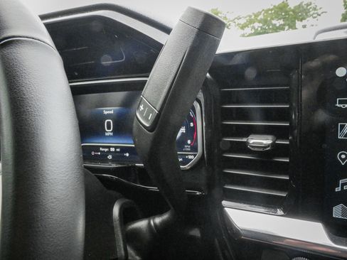 Used 2024 Chevrolet Silverado 3500 High Country w/ Technology Package AWD/4WD image 26